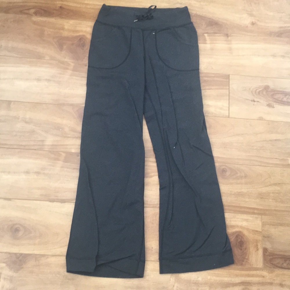 Lululemon lounge wear/ yoga pants
